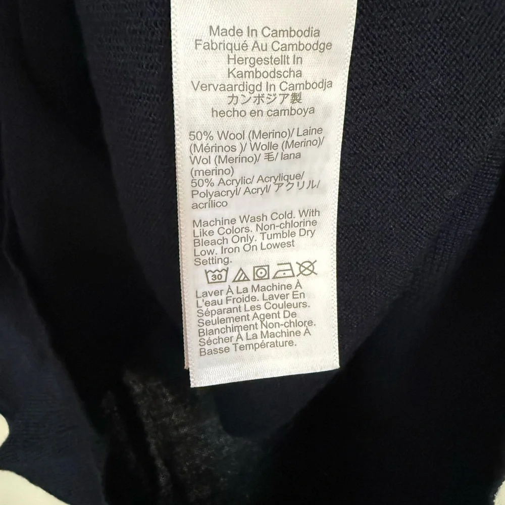 Men’s Navy XS J.Crew Merino Wool-Blend Crewneck Sweater - Picture 4 of 5